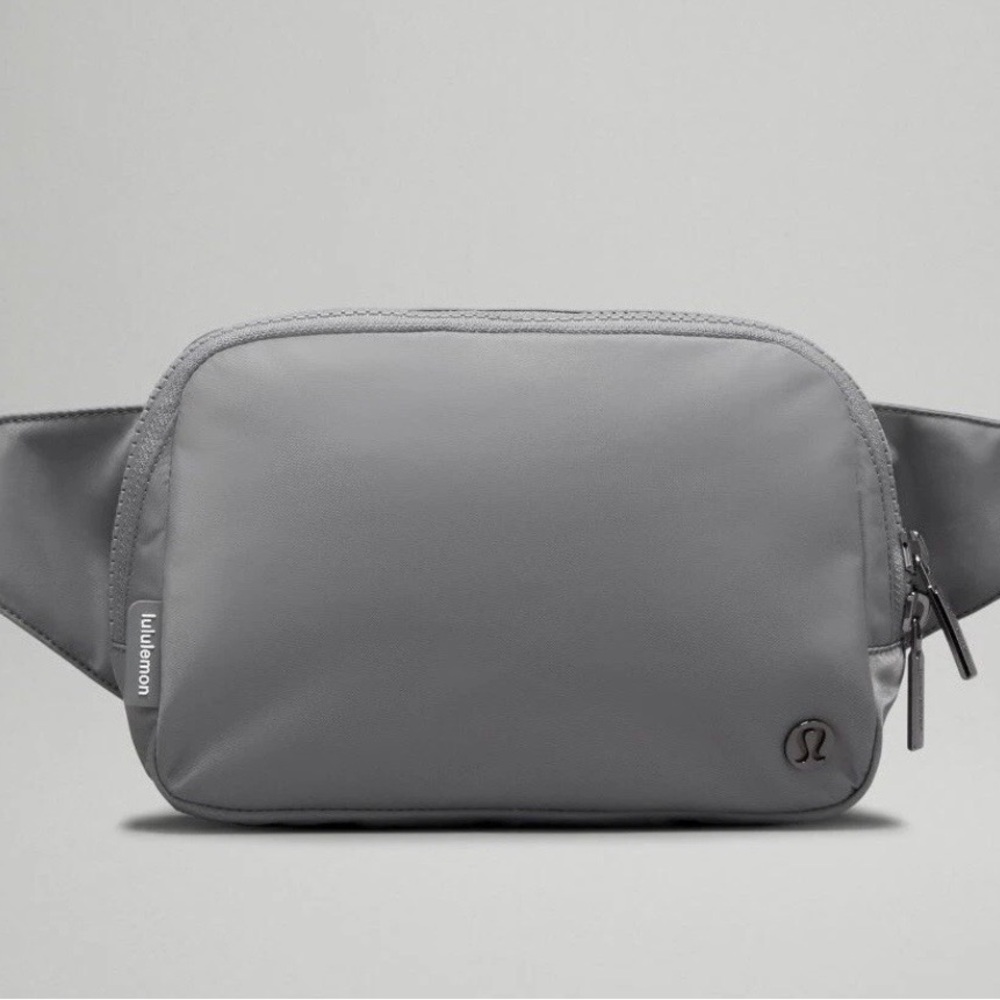 Lululemon Large Gray Everywhere Bag, NWT